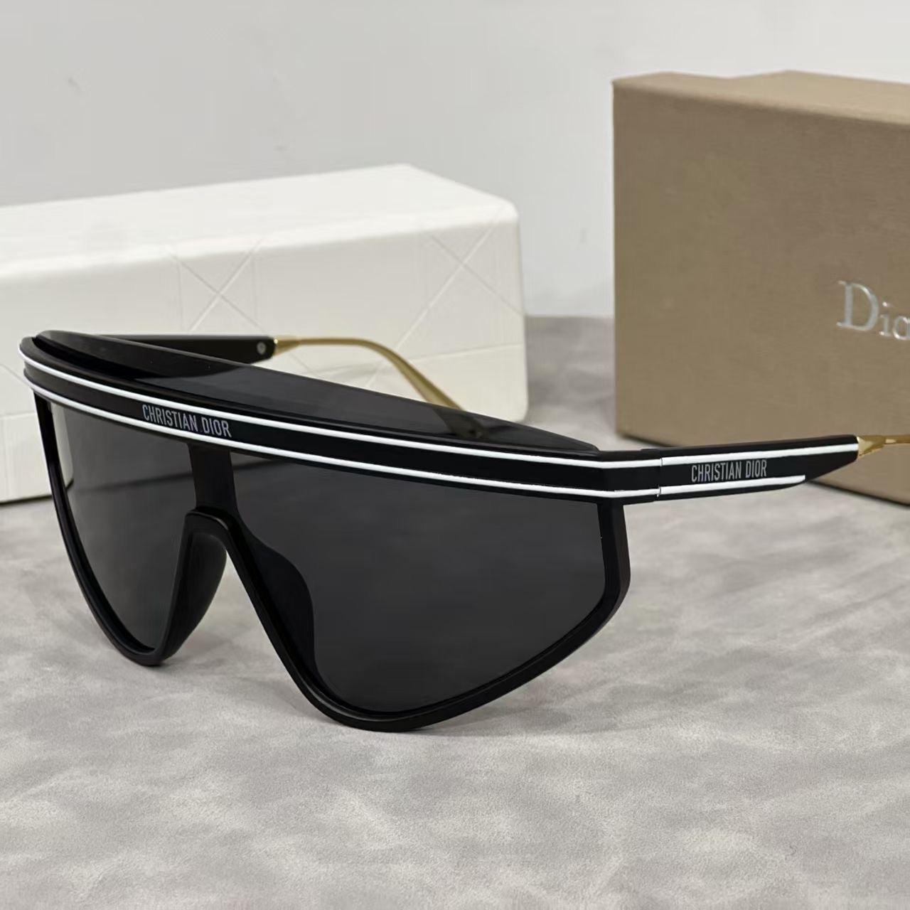 Oversized Watermark Sunglasses