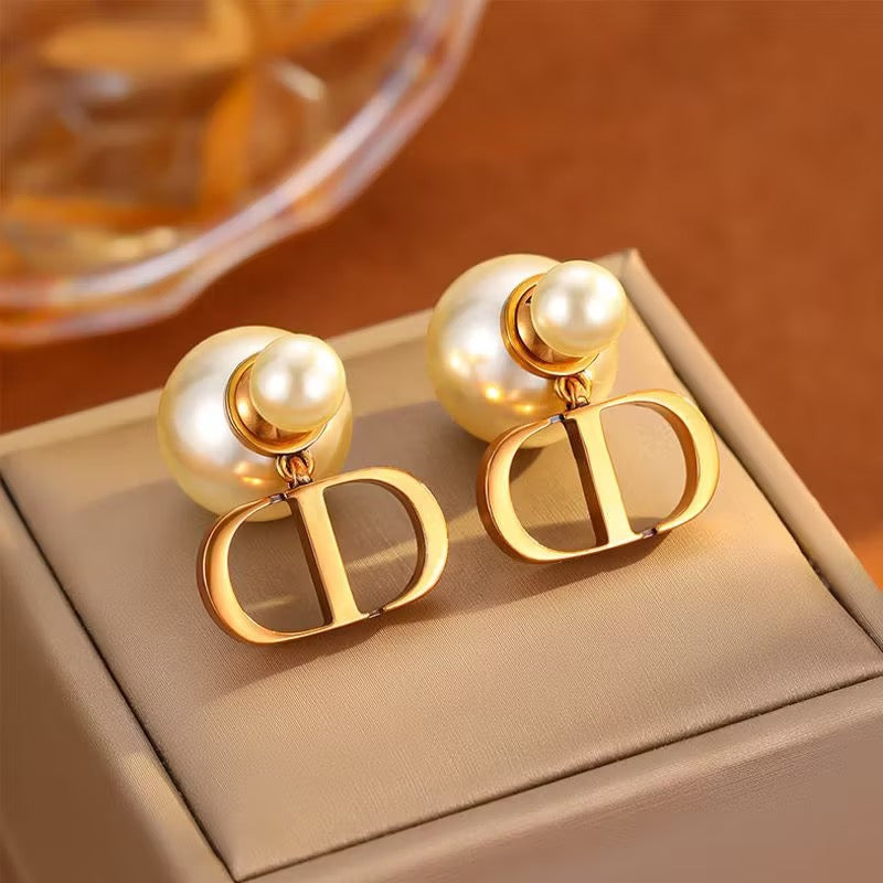 CD Pearl Earrings
